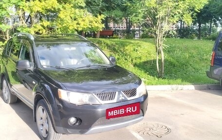 Mitsubishi Outlander III рестайлинг 3, 2008 год, 900 000 рублей, 6 фотография