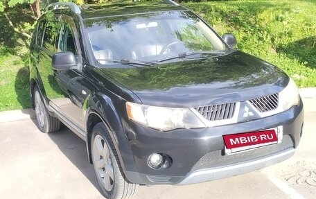 Mitsubishi Outlander III рестайлинг 3, 2008 год, 900 000 рублей, 7 фотография