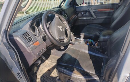 Mitsubishi Pajero IV, 2008 год, 1 300 000 рублей, 8 фотография