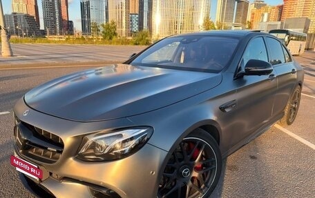 Mercedes-Benz E-Класс AMG, 2019 год, 5 500 000 рублей, 11 фотография