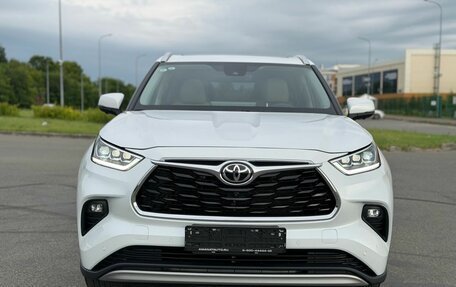 Toyota Highlander, 2026 год, 5 350 000 рублей, 2 фотография