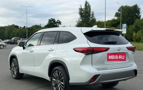 Toyota Highlander, 2026 год, 5 350 000 рублей, 4 фотография