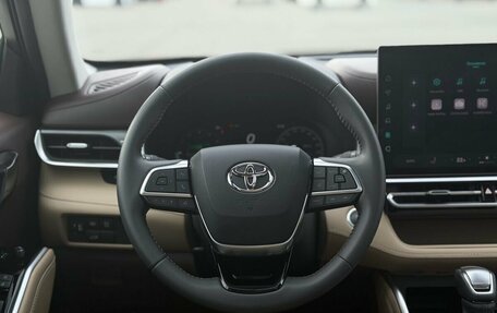 Toyota Highlander, 2026 год, 5 350 000 рублей, 28 фотография