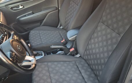 KIA Rio IV, 2019 год, 1 690 000 рублей, 18 фотография