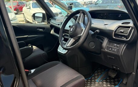 Nissan Serena IV, 2018 год, 2 150 000 рублей, 20 фотография