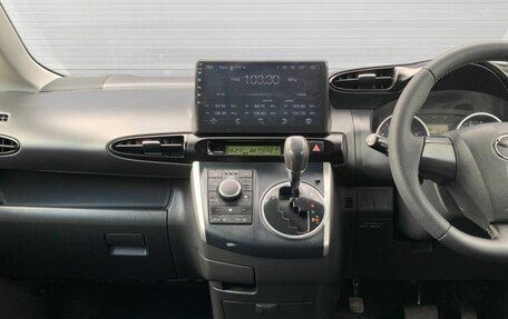 Toyota Wish II, 2009 год, 1 130 000 рублей, 15 фотография