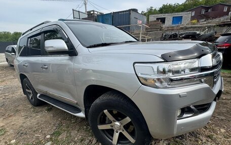 Toyota Land Cruiser 200, 2018 год, 5 000 000 рублей, 3 фотография