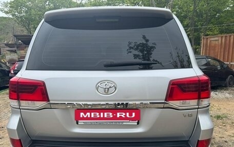Toyota Land Cruiser 200, 2018 год, 5 000 000 рублей, 6 фотография
