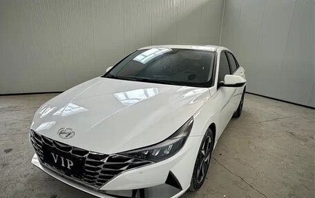Hyundai Elantra, 2022 год, 1 500 000 рублей, 2 фотография