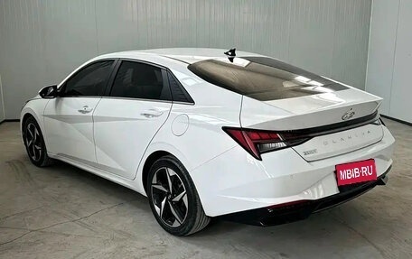 Hyundai Elantra, 2022 год, 1 500 000 рублей, 4 фотография
