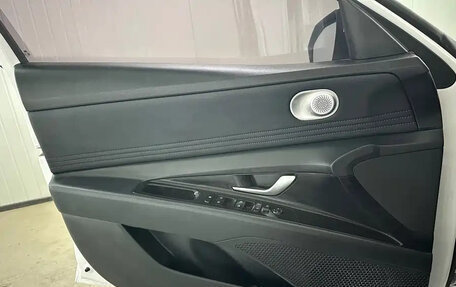 Hyundai Elantra, 2022 год, 1 500 000 рублей, 11 фотография