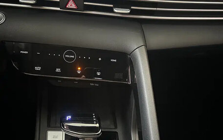 Hyundai Elantra, 2022 год, 1 500 000 рублей, 15 фотография