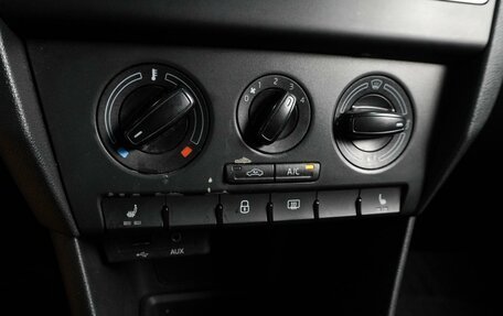 Skoda Rapid I, 2017 год, 1 060 000 рублей, 12 фотография