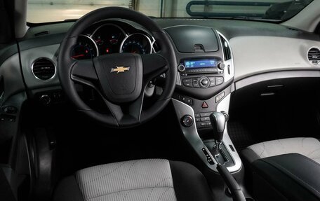 Chevrolet Cruze II, 2014 год, 1 069 000 рублей, 6 фотография