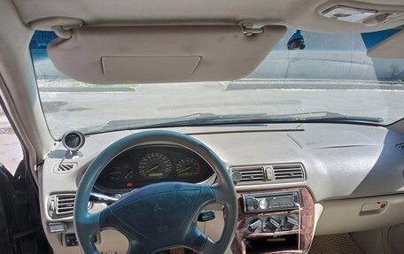 Mitsubishi Galant VIII, 2000 год, 145 000 рублей, 5 фотография