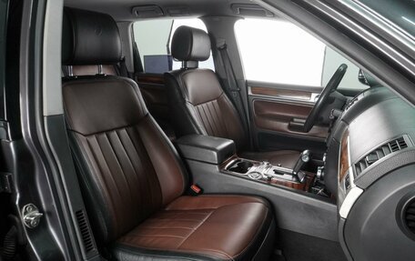 Volkswagen Touareg III, 2007 год, 1 325 000 рублей, 8 фотография