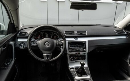 Volkswagen Passat B7, 2011 год, 825 000 рублей, 6 фотография