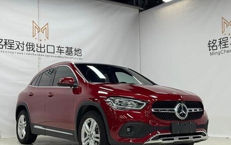 Mercedes-Benz GLA, 2022 год, 1 955 000 рублей, 2 фотография