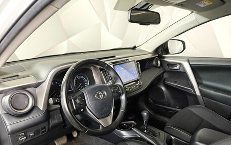 Toyota RAV4, 2019 год, 2 297 000 рублей, 19 фотография