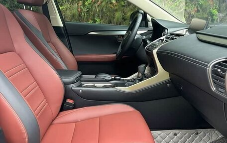 Lexus NX I, 2017 год, 2 000 002 рублей, 12 фотография
