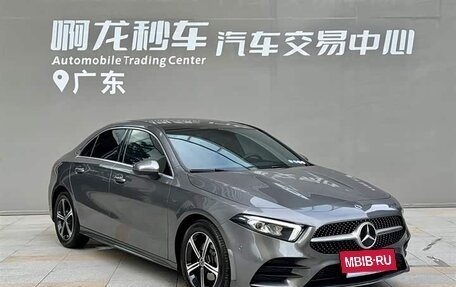 Mercedes-Benz A-Класс, 2023 год, 1 555 000 рублей, 2 фотография