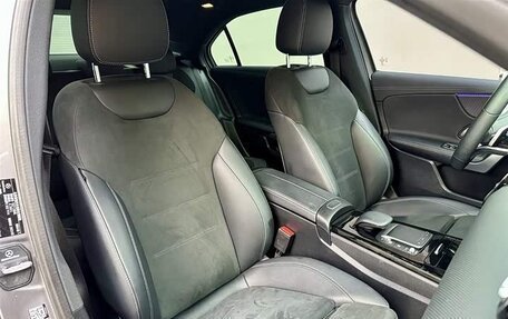 Mercedes-Benz A-Класс, 2023 год, 1 555 000 рублей, 16 фотография