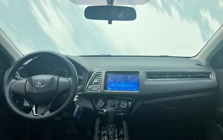 Honda Vezel, 2023 год, 1 300 666 рублей, 7 фотография