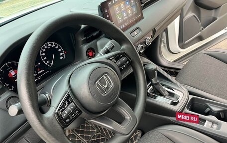 Honda Vezel, 2024 год, 1 580 000 рублей, 12 фотография