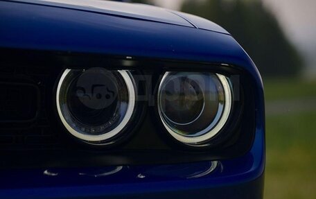 Dodge Challenger III рестайлинг 2, 2021 год, 4 650 000 рублей, 5 фотография