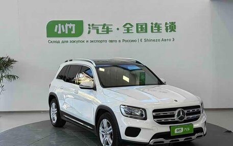 Mercedes-Benz GLB, 2021 год, 2 300 000 рублей, 9 фотография