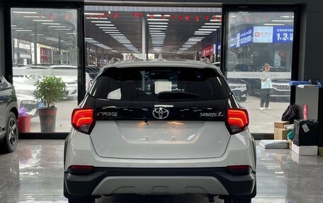 Toyota Yaris XP150 рестайлинг, 2022 год, 1 270 000 рублей, 3 фотография