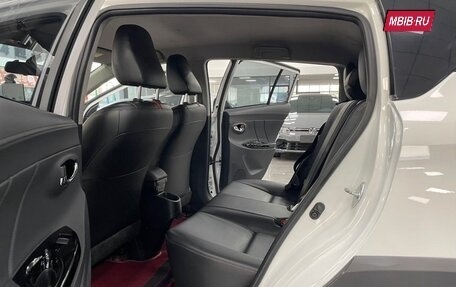 Toyota Yaris XP150 рестайлинг, 2022 год, 1 270 000 рублей, 12 фотография