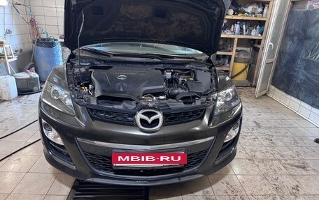 Mazda CX-7 I рестайлинг, 2010 год, 800 000 рублей, 4 фотография
