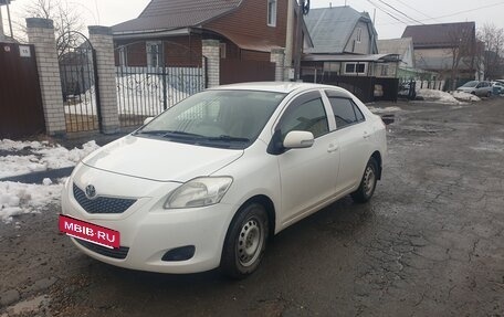 Toyota Belta, 2010 год, 555 000 рублей, 2 фотография