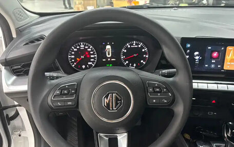 MG 5, 2022 год, 880 000 рублей, 9 фотография