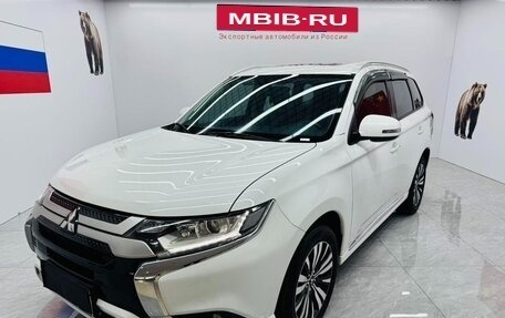 Mitsubishi Outlander III рестайлинг 3, 2022 год, 1 980 548 рублей, 1 фотография