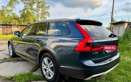 Volvo V90 Cross Country I рестайлинг, 2017 год, 2 250 000 рублей, 8 фотография