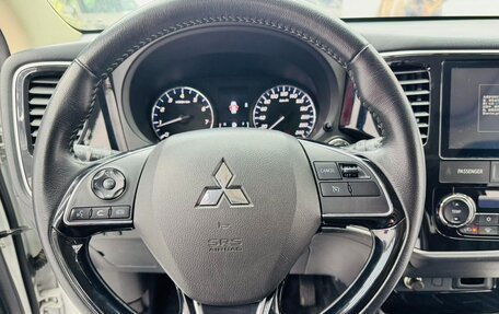 Mitsubishi Outlander III рестайлинг 3, 2022 год, 1 980 548 рублей, 8 фотография