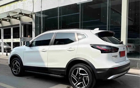 Nissan Qashqai, 2025 год, 1 800 000 рублей, 4 фотография