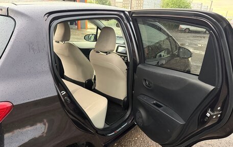Toyota Vitz, 2013 год, 730 000 рублей, 22 фотография
