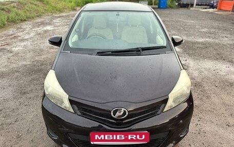 Toyota Vitz, 2013 год, 730 000 рублей, 15 фотография