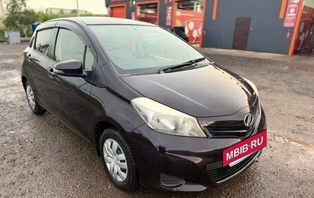 Toyota Vitz, 2013 год, 730 000 рублей, 14 фотография