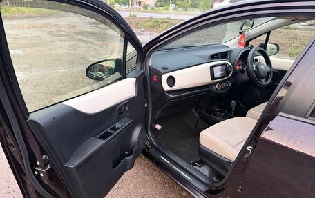 Toyota Vitz, 2013 год, 730 000 рублей, 28 фотография