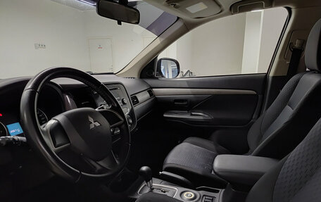 Mitsubishi Outlander III рестайлинг 3, 2012 год, 1 130 000 рублей, 16 фотография