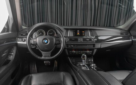 BMW 5 серия, 2014 год, 2 339 000 рублей, 13 фотография