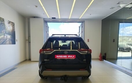 Toyota RAV4, 2021 год, 3 280 000 рублей, 5 фотография