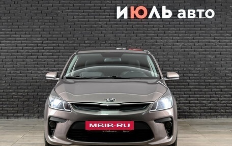 KIA Rio IV, 2018 год, 1 350 000 рублей, 2 фотография