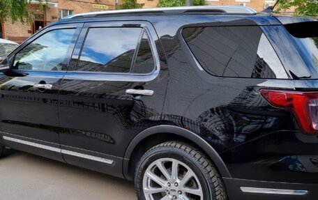 Ford Explorer VI, 2018 год, 3 000 000 рублей, 12 фотография