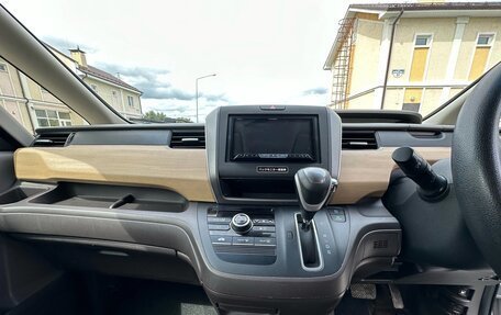 Honda Freed II, 2018 год, 1 455 000 рублей, 14 фотография