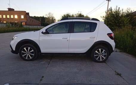 Renault Sandero II рестайлинг, 2018 год, 1 050 000 рублей, 3 фотография